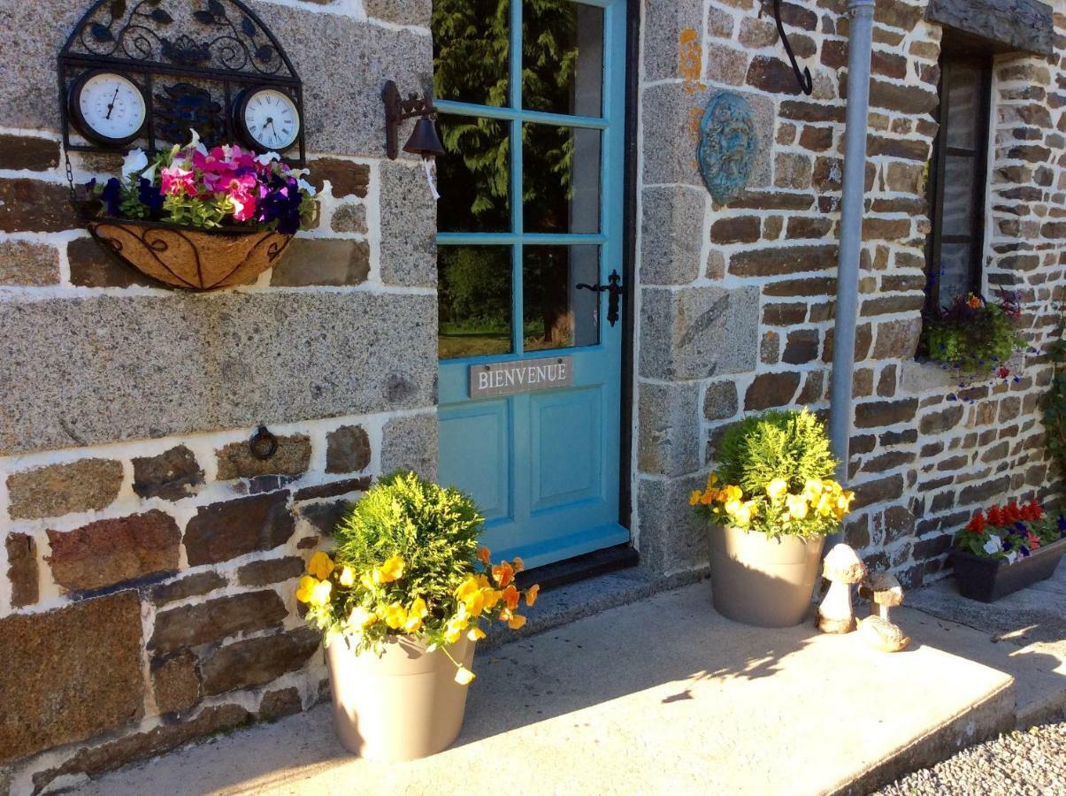 Maison Mai Or La Petite Maison Mai Or La Petite Grange Or All Three La Chapelle-Urée Exterior foto
