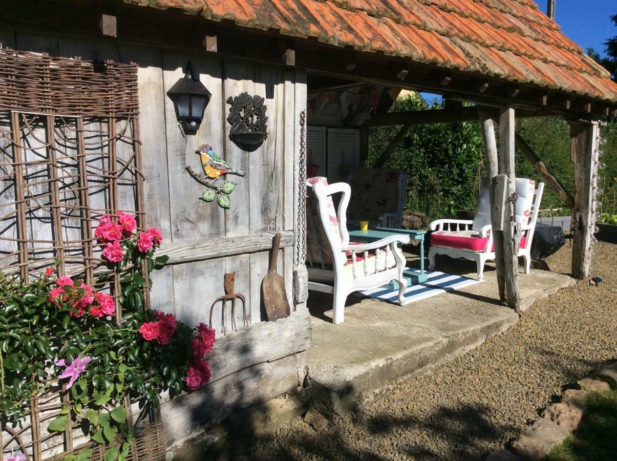 Maison Mai Or La Petite Maison Mai Or La Petite Grange Or All Three La Chapelle-Urée Exterior foto